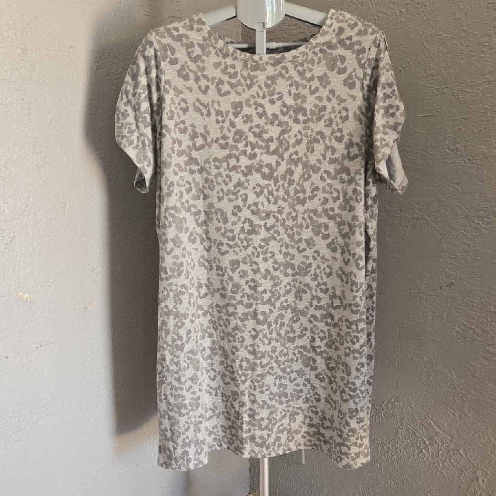 Terra & Sky Plus Gray Animal Print Shirt Dress